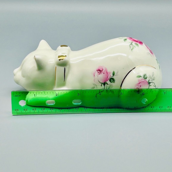 Vintage Ceramic Sleeping Cat Adorned With Pink Roses and Gold Accents 7” - Picture 7 of 9